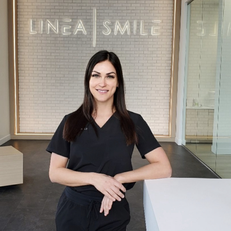 Linea Smile - DENTISTE et ORTHODONTISTE - St-Hubert | dentist | 1555 Bd des Promenades, Saint-Hubert, QC J3Y 5K2, Canada | 4502860795 OR +1 450-286-0795