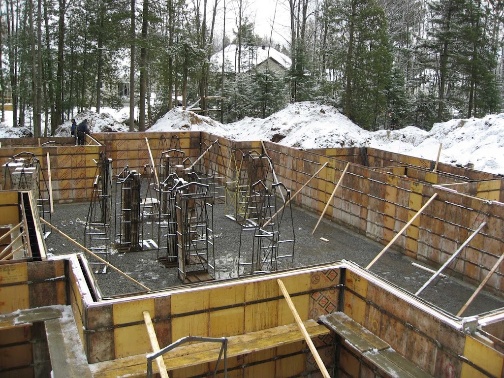Coffrage Henri Simard Inc | 137 Des, Rue des Outardes, Terrebonne, QC J6W 6G2, Canada | Phone: (450) 471-4814