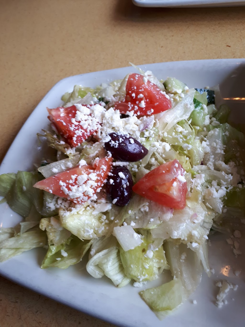 Cafe Greek Garden | 497 York Rd, Guelph, ON N1E 3J2, Canada | Phone: (519) 821-0000
