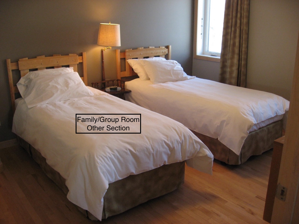 Aspen Woodlands Bed and Breakfast | 328 Chalfont Rd, Winnipeg, MB R3R 0R3, Canada | Phone: (204) 889-6734