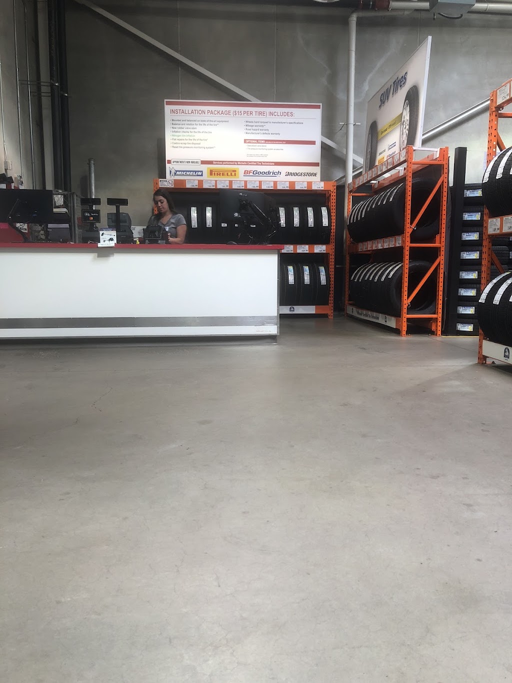 Costco Tire Center | 50 Queen Elizabeth Blvd, Etobicoke, ON M8Z 1L9, Canada | Phone: (416) 251-2832