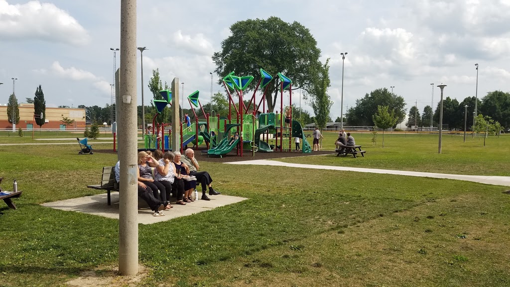 Splash Pad | 1-41 Bruce St, Stratford, ON N5A 4A2, Canada