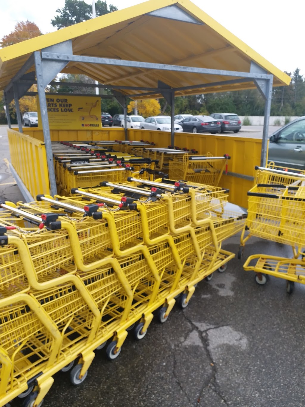 Chris & Staceys No Frills | 1250 S Service Rd, Mississauga, ON L5E 1V4, Canada | Phone: (866) 987-6453