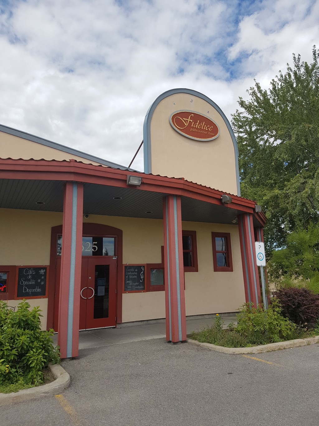 Pâtisserie Fine Fidélice Enr Shop | 625 Boulevard de la Gappe, Gatineau, QC J8T 8G1, Canada | Phone: (819) 561-9245