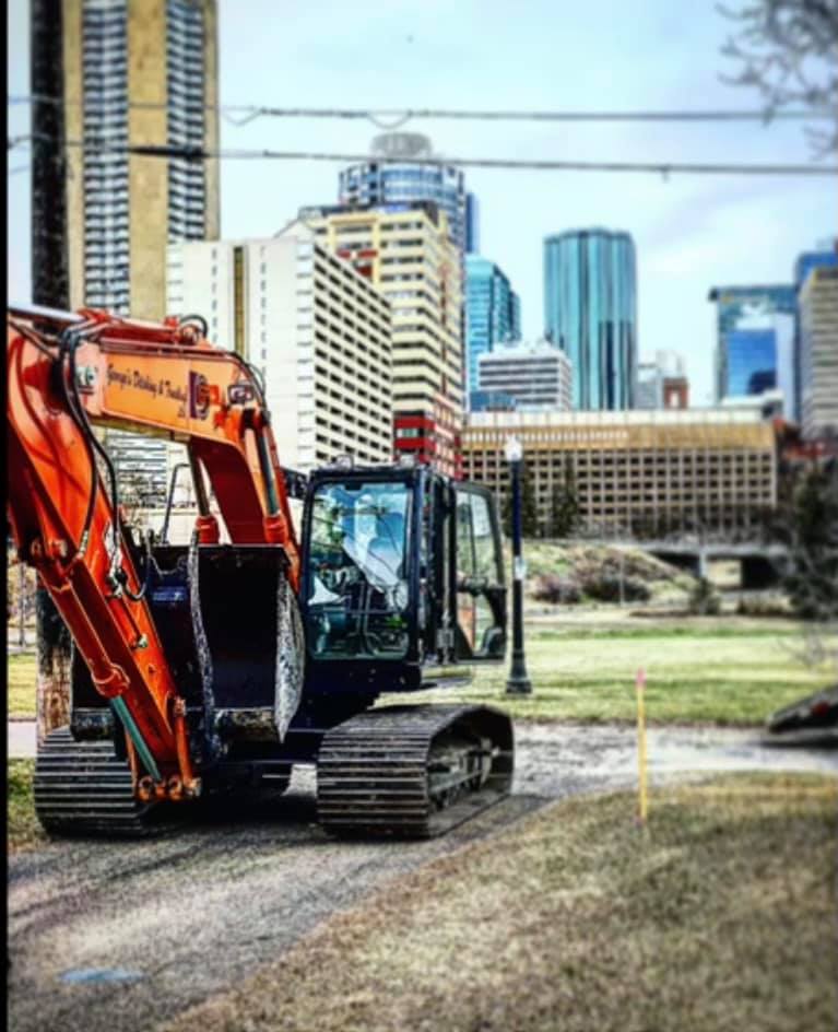 Georges Ditching & Trucking Ltd | 15227 119 Ave NW, Edmonton, AB T5V 1S4, Canada | Phone: (780) 452-4545
