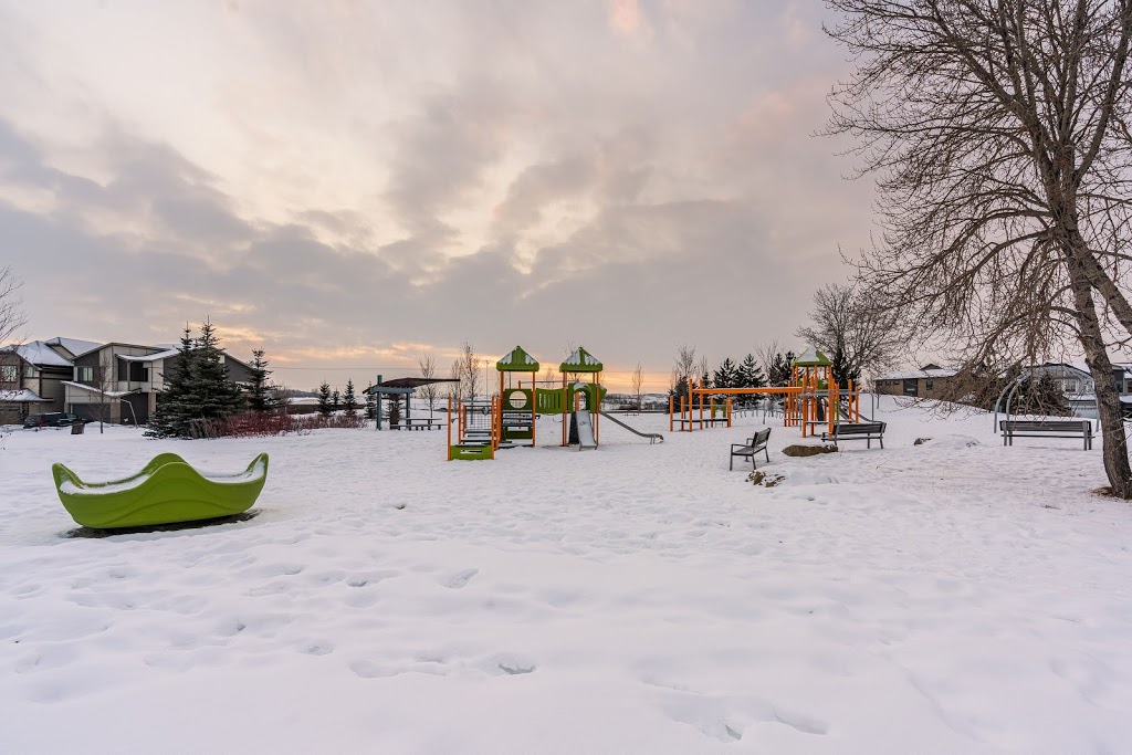 Emily Mucciacito - MaxWell Capital Realty | 75 Crowfoot Rise NW #150, Calgary, AB T3G 4P5, Canada | Phone: (403) 470-7007