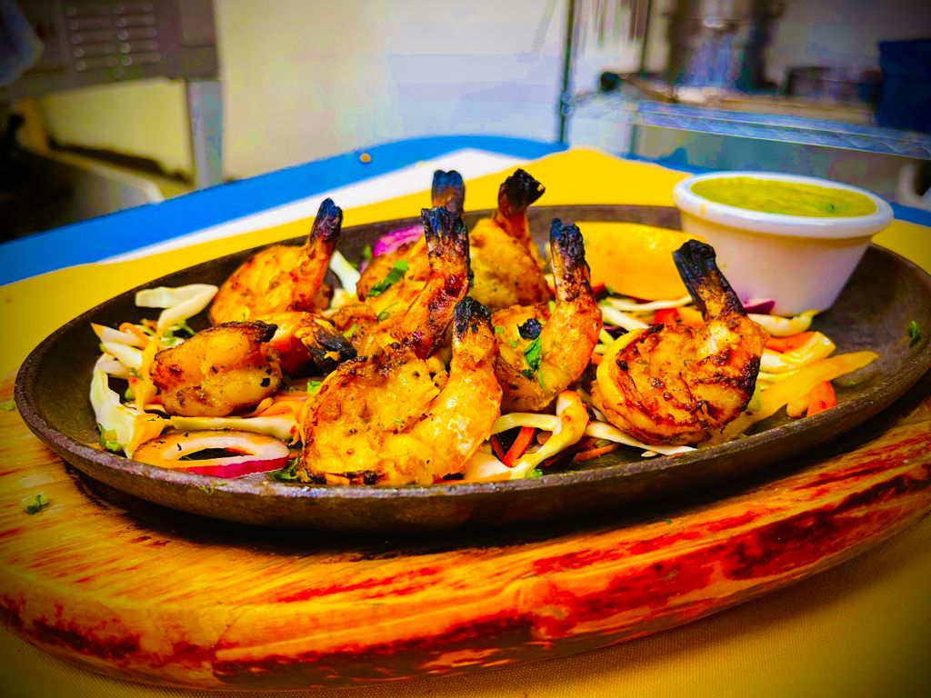 Haandi Indian Cuisine | 8607 48 Ave NW, Calgary, AB T3B 2B3, Canada | Phone: (403) 454-9040