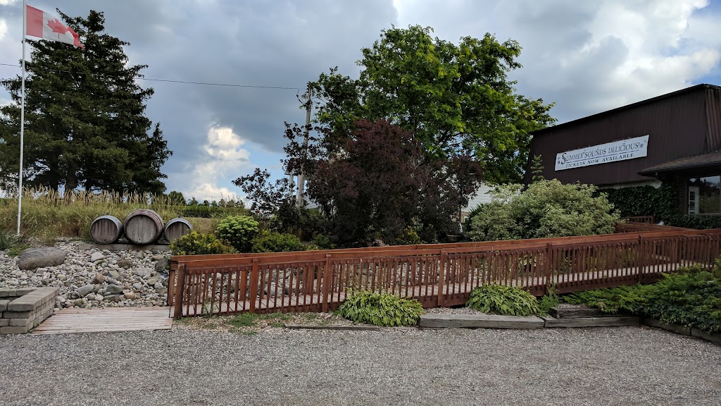Quai Du Vin Estate Winery LTD | 45811 Fruit Ridge Line, St Thomas, ON N5P 3S9, Canada | Phone: (519) 775-2216