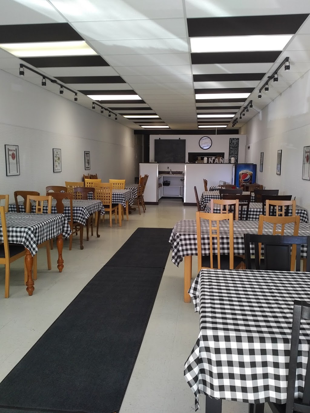 Nans Gluten Free Diner | 12544 132 Ave NW, Edmonton, AB T5L 3P9, Canada | Phone: (780) 452-9649