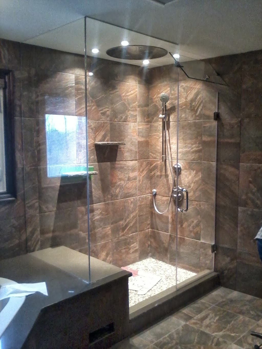 Ace Glass & Mirror Ltd | 3130 Laird Rd #9, Mississauga, ON L5L 5X4, Canada | Phone: (905) 569-6559