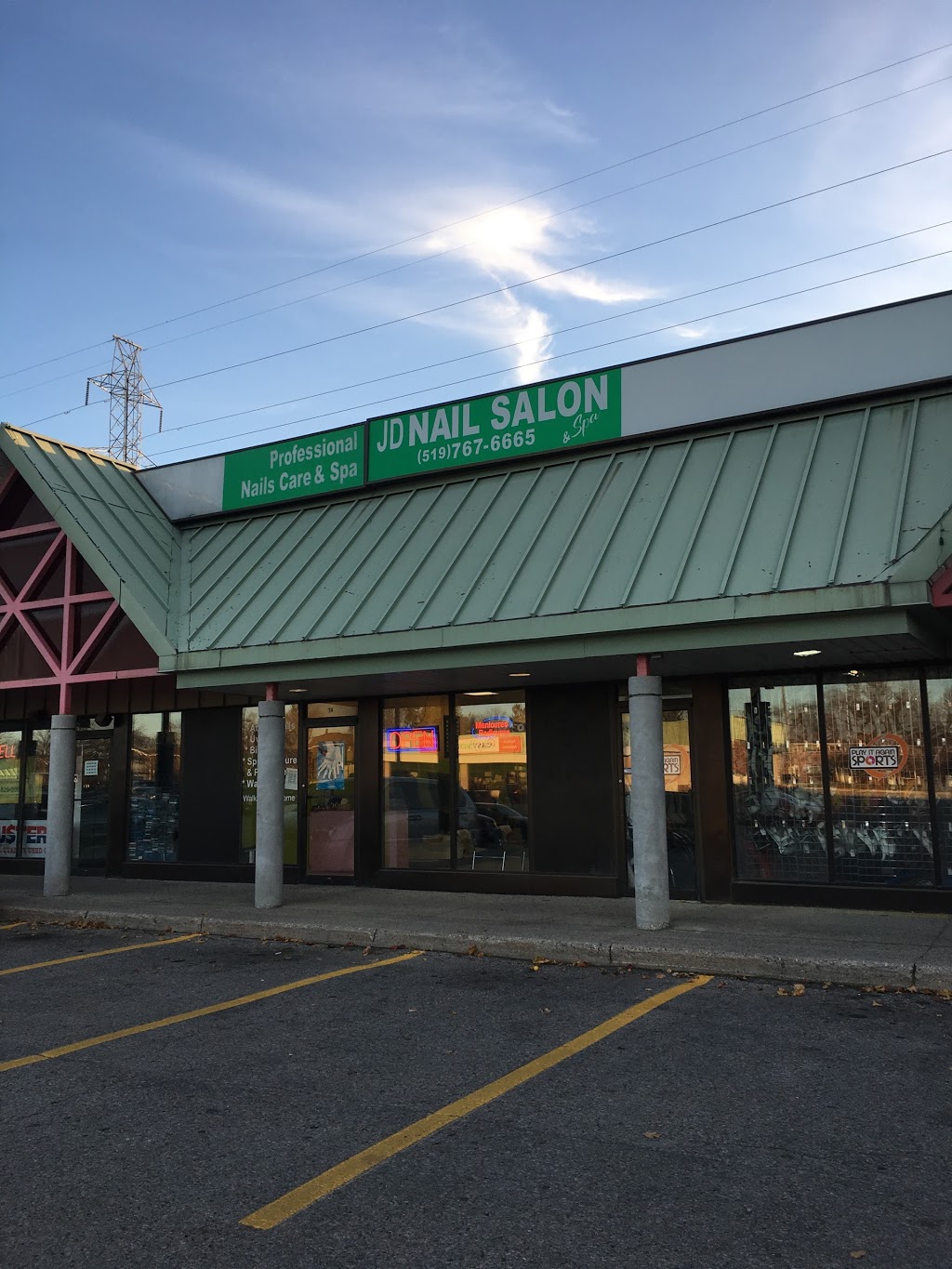 JD Nails Salon | 218 Silvercreek Pkwy N, Guelph, ON N1H 8E8, Canada | Phone: (519) 767-6665