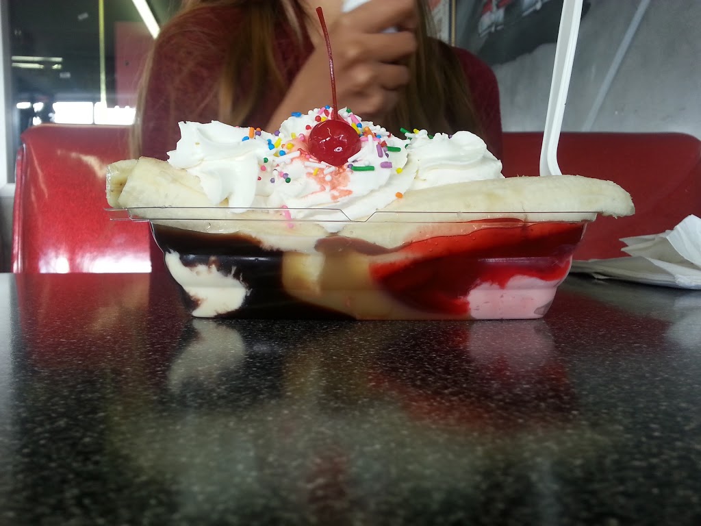 Mr. Tubbs Ice Cream Parlor | 3454 Tillicum Rd, Victoria, BC V8Z 4H3, Canada | Phone: (250) 388-3477