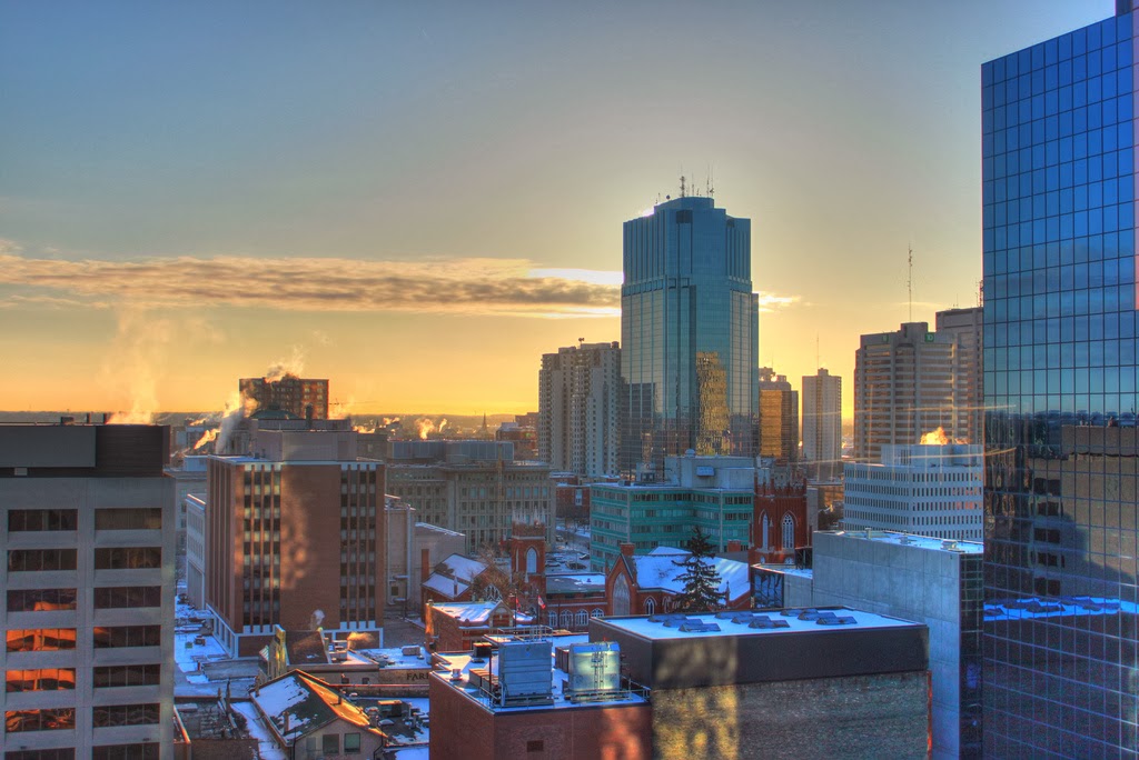 Buy Sell London | 931 Oxford St E, London, ON N5Y 3K1, Canada | Phone: (519) 649-1888