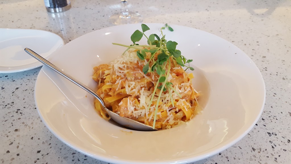 Bistro Boréal | 100 Rue Laurier, Gatineau, QC K1A 0M8, Canada | Phone: (819) 776-7009