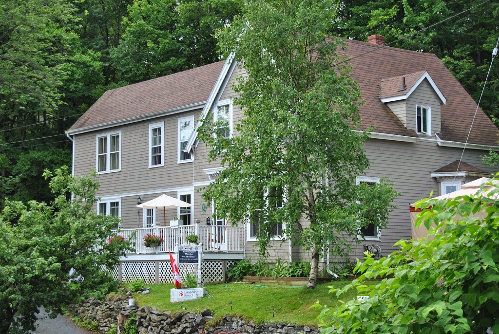 Ascendence Harbourside Mansion B&B | 24 Northumberland Ln, Halifax, NS B3M 1R7, Canada | Phone: (877) 405-1530