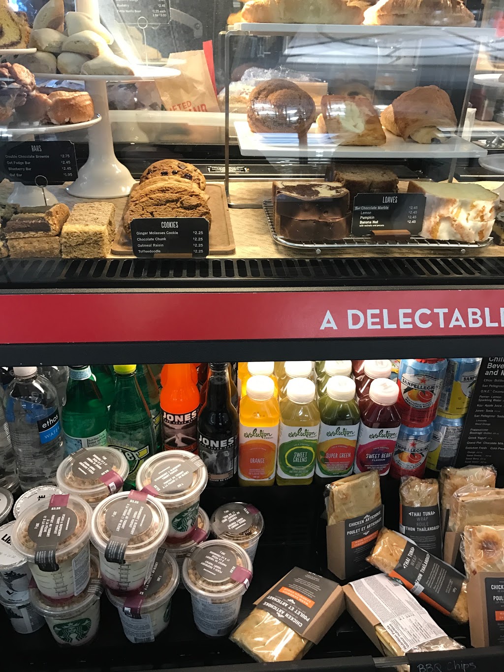 Starbucks | Safeway Grocery Store, 650 W 41st Ave, Vancouver, BC V5Z 2M9, Canada | Phone: (604) 263-2575