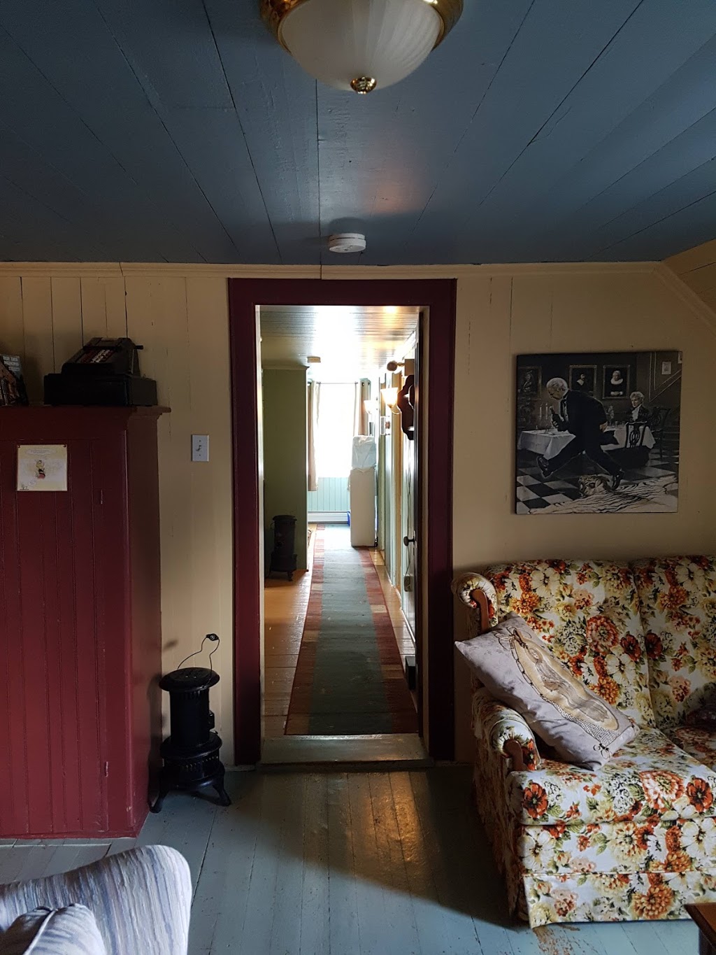 Auberge Le Saint-Leon | 999 Chemin de Piopolis, Val-Racine, QC G0Y 1E1, Canada | Phone: (819) 657-1037