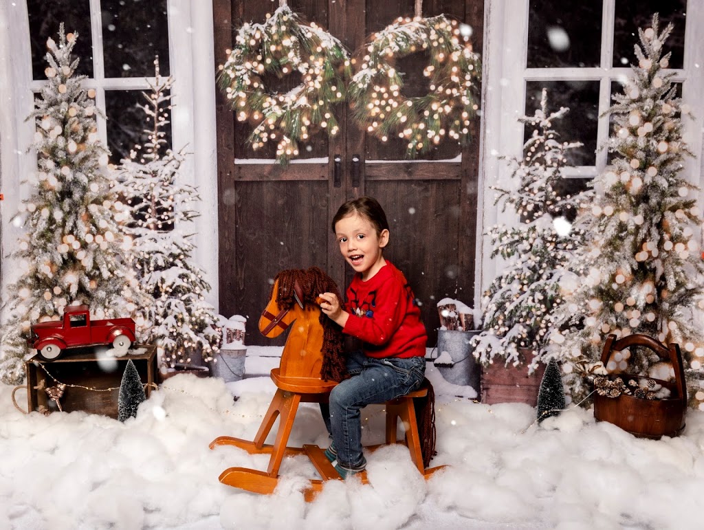 Giggles Newborn Studio | Asleton Blvd, Milton, ON L9T 7K3, Canada | Phone: (437) 989-3889