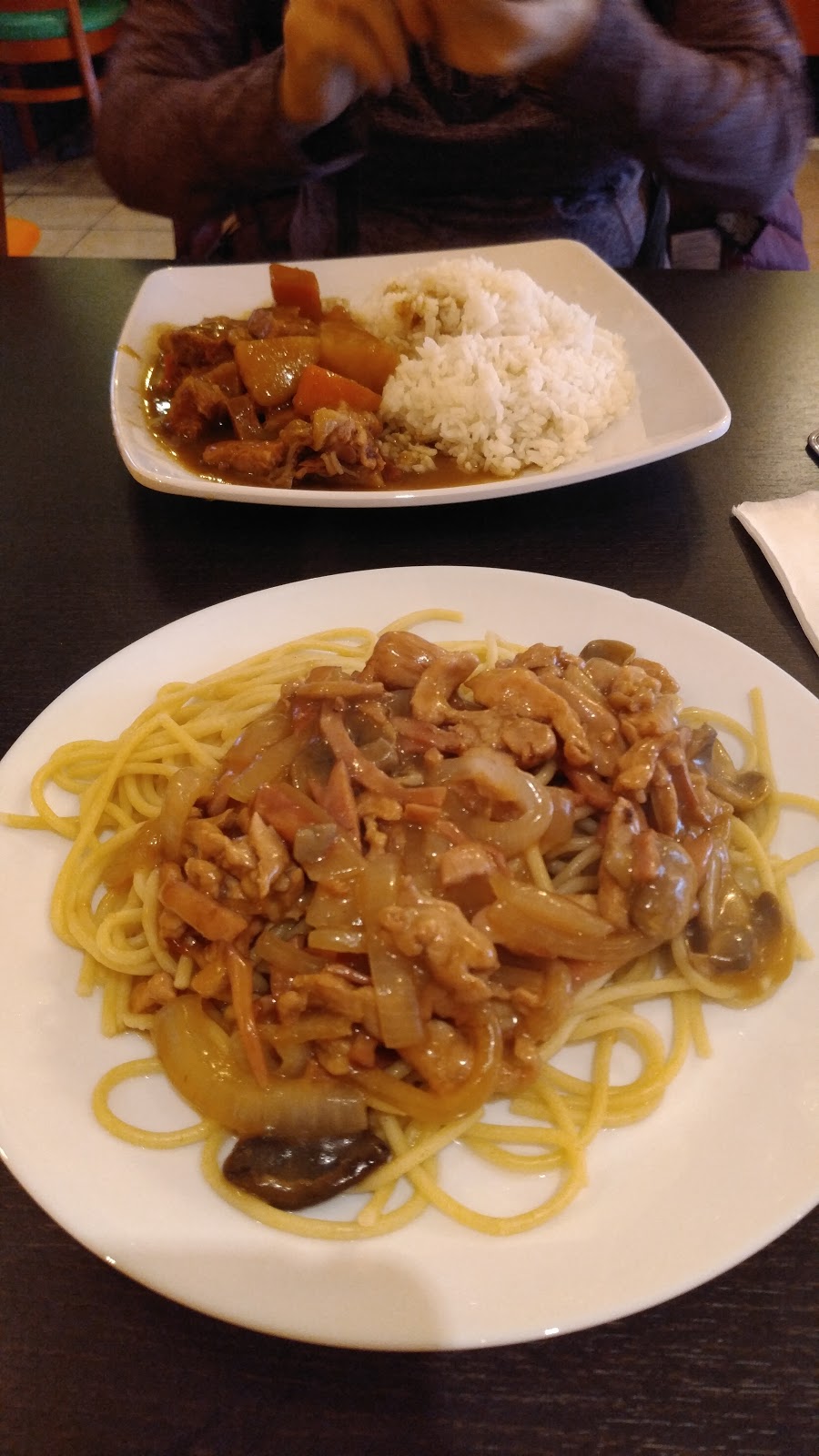 Harmony House Restaurant | Goldhawk, Toronto, ON M1V 4P2, Canada | Phone: (416) 335-1916