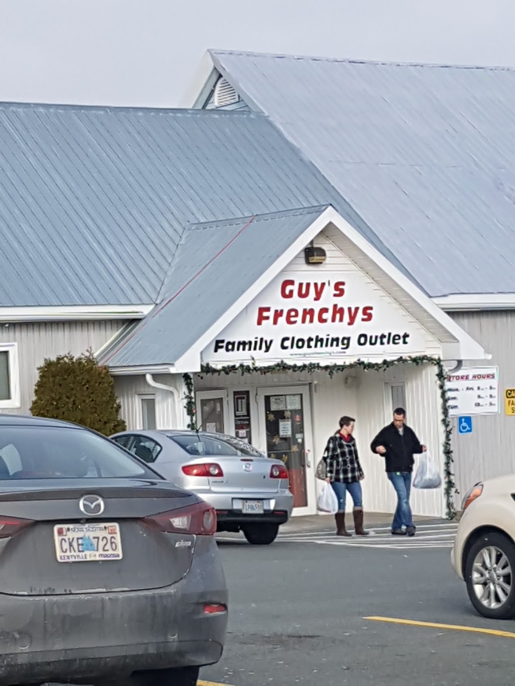 Guy’s Frenchys | 6931 Nova Scotia Trunk 1, Coldbrook, NS B4R 1B6, Canada | Phone: (902) 679-0452