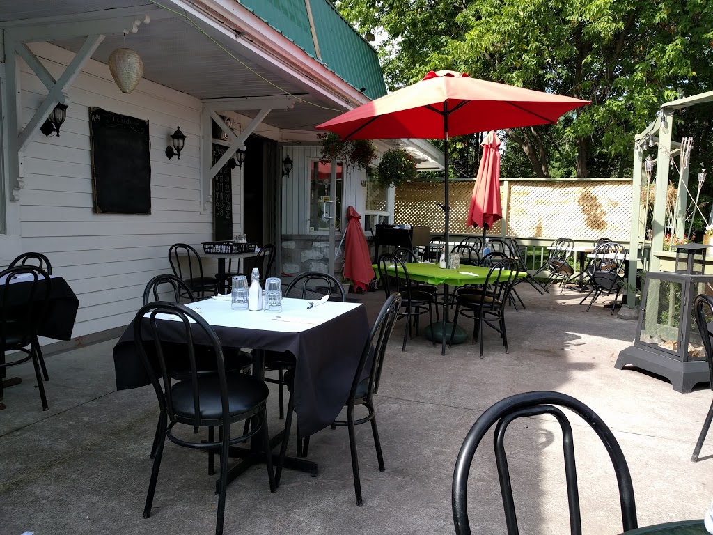 Restaurant Cucina Di Papa | 418 Côte de Terrebonne, Terrebonne, QC J6Y 1P5, Canada | Phone: (450) 964-4462