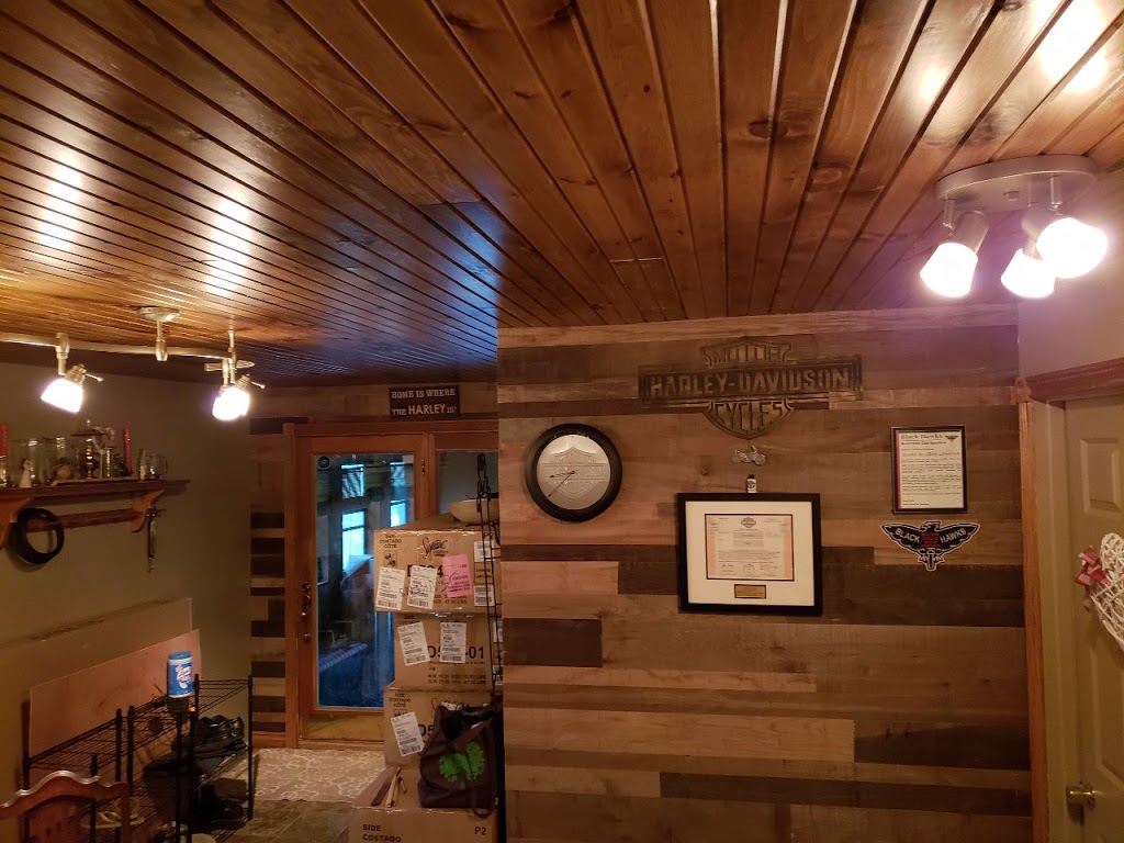 BreezeWood Floors Tillsonburg | 1300 Jackson Side Rd, Tillsonburg, ON N4G 4G7, Canada | Phone: (519) 688-3553