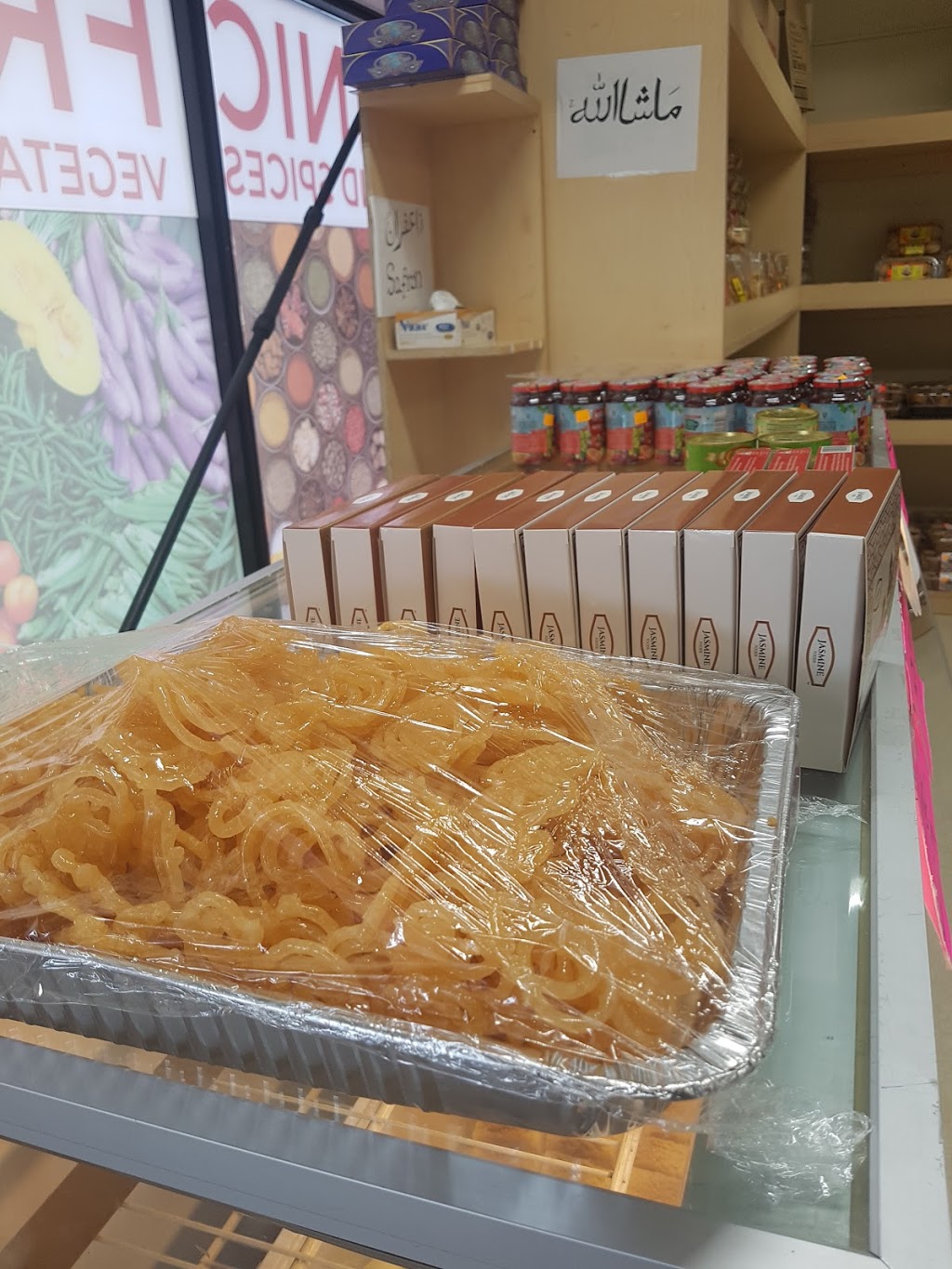 MADINA SUPERMARKET AND HALAL MEAT | 166 Meadowood Dr Unit 10, Winnipeg, MB R2M 5G8, Canada | Phone: (204) 615-9192