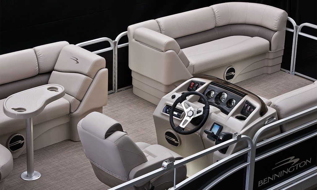 Boat Rentals Canada | 165 Steamship Bay Rd, Gravenhurst, ON P1P 1Z9, Canada | Phone: (844) 593-0330