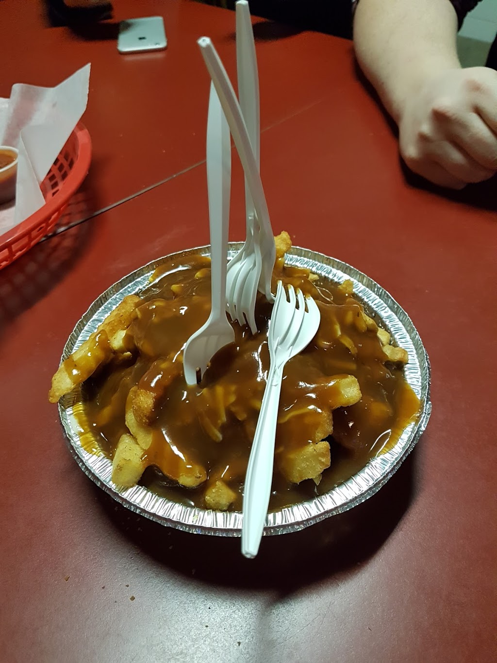 Bulls Eye Pizza South | 3395 Howard Ave Unit 14, Windsor, ON N9E 3N6, Canada | Phone: (519) 969-5858