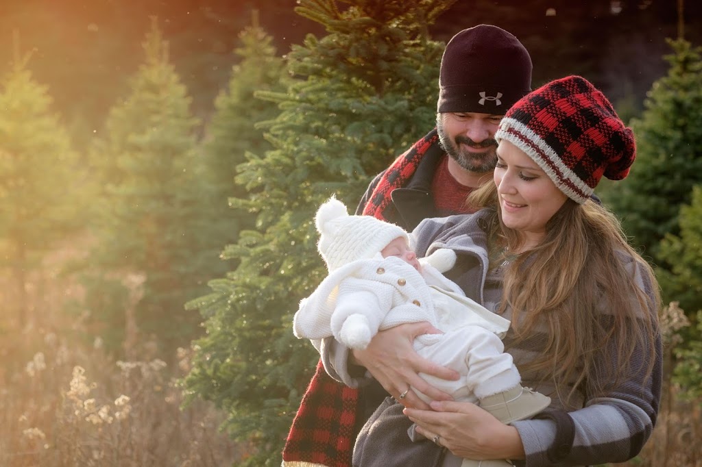 Acorn & Oak Family Photography | Old Highway 2, Trenton, ON K8V 5P5, Canada | Phone: (613) 394-3476
