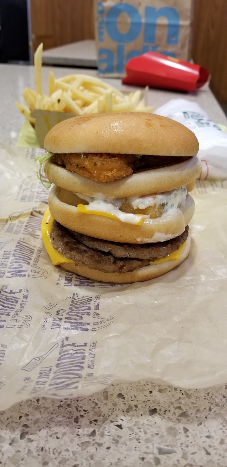McDonalds | 2180 Boulevard des Laurentides, Laval, QC H7K 3G5, Canada | Phone: (450) 663-3200
