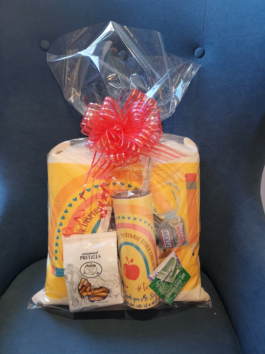 Mandieblooms | 151 Bruce Cameron Dr, Bowmanville, ON L1C 3K2, Canada | Phone: (647) 786-1161