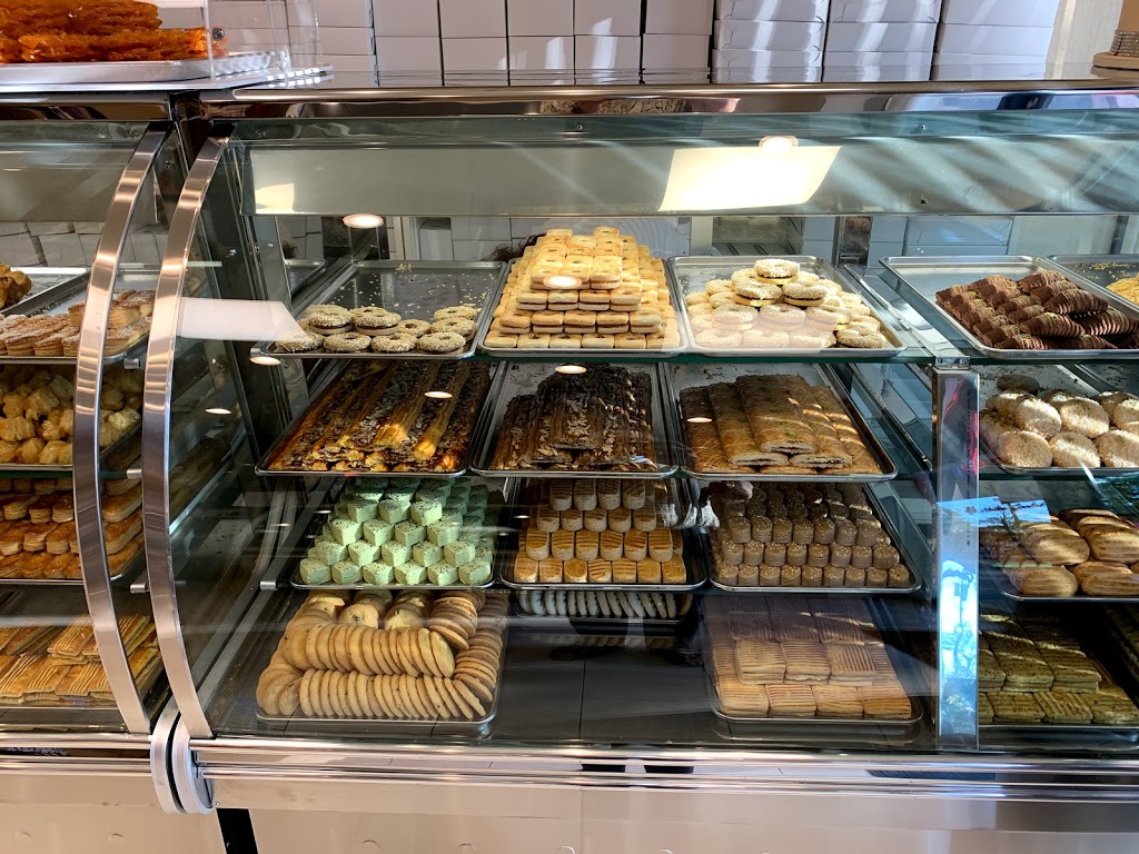 Helo Golab | 8147 Yonge St, Thornhill, ON L4J 1W5, Canada | Phone: (905) 731-0560