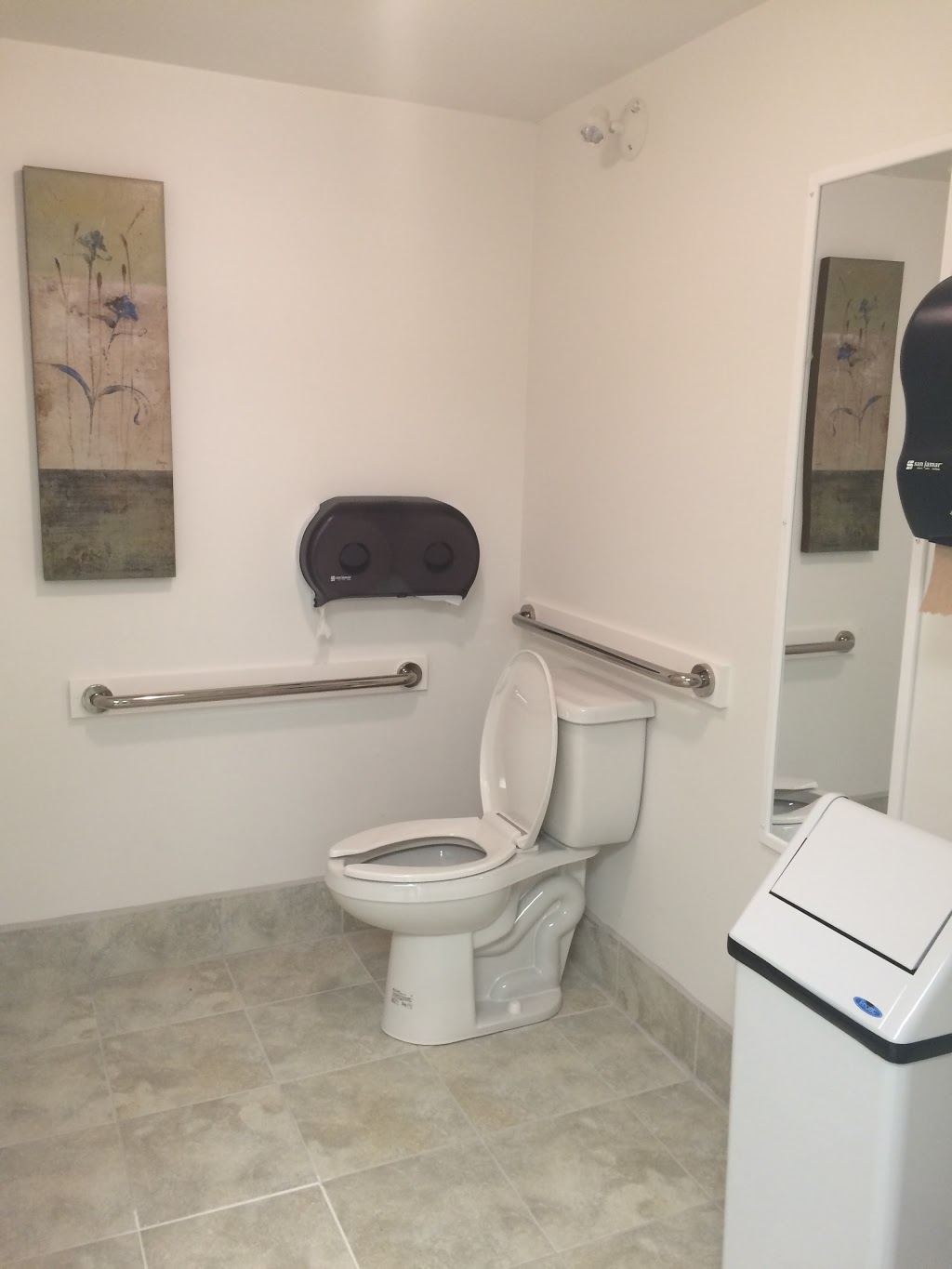 Bronte Coin Laundry | 42 Bronte St S #14, Milton, ON L9T 1Y8, Canada | Phone: (647) 471-5726