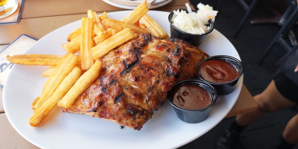 St. Louis Bar & Grill | 808 York Mills Rd Unit A-24, North York, ON M3B 1X8, Canada | Phone: (416) 441-0342