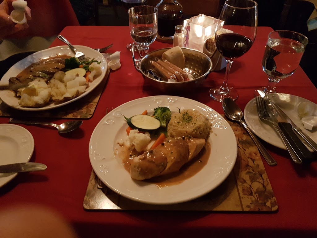 Chez De Villemure | 7 Rue Principale, Coteau-du-Lac, QC J0P 1B0, Canada | Phone: (450) 763-5743