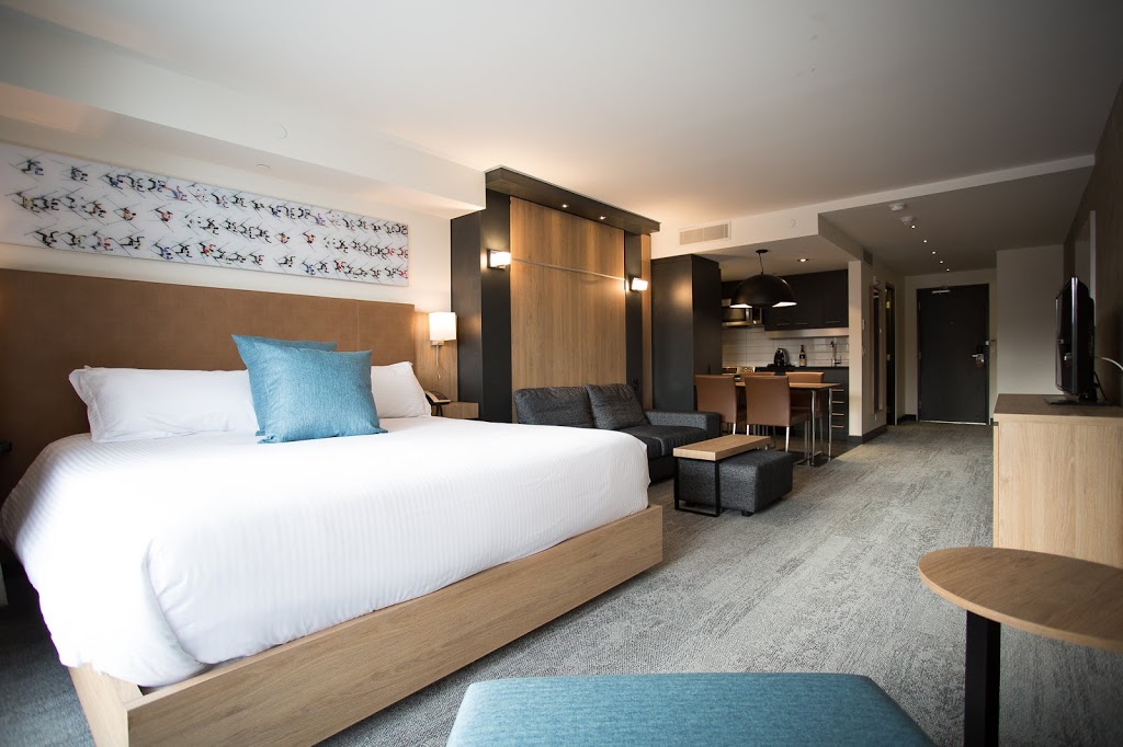 Chateau Mont Sainte Anne | 500 Boulevard du Beau Pré, Beaupré, QC G0A 1E0, Canada | Phone: (418) 827-5211