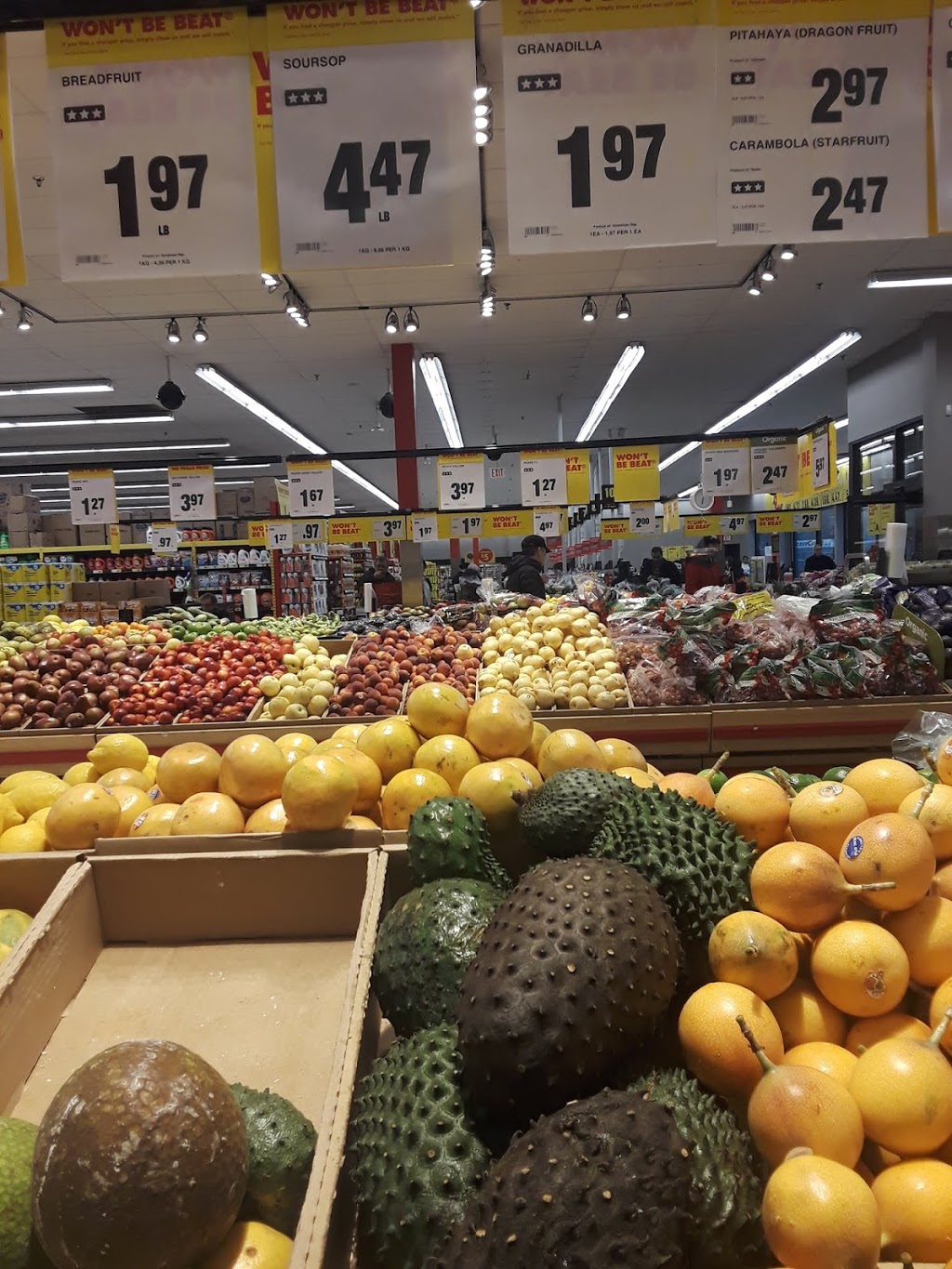 Andrew & Shellys No Frills | 270 Wilson Ave, North York, ON M3H 1S6, Canada | Phone: (866) 987-6453