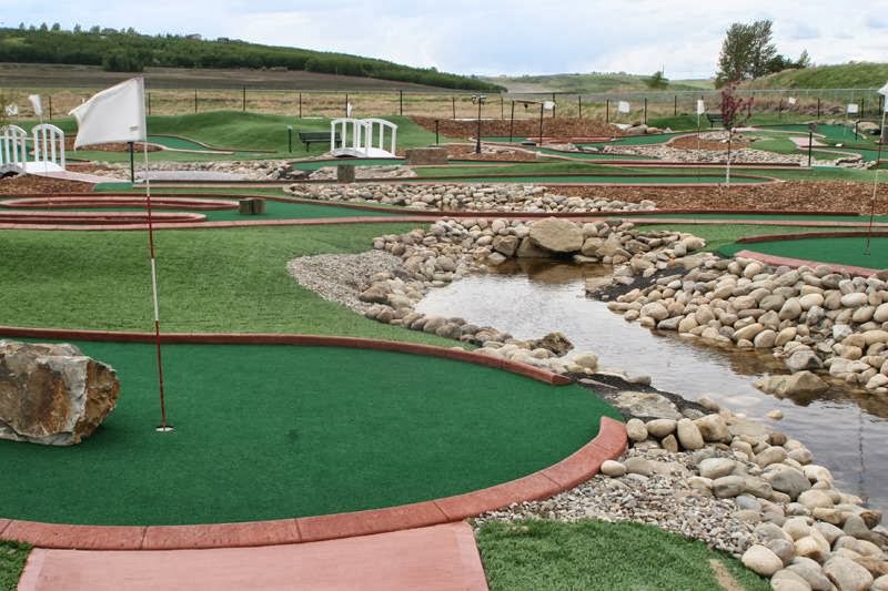 Oasis Greens Golf Centre | 242 Ave W, De Winton, AB T0L 0X0, Canada | Phone: (403) 873-0004