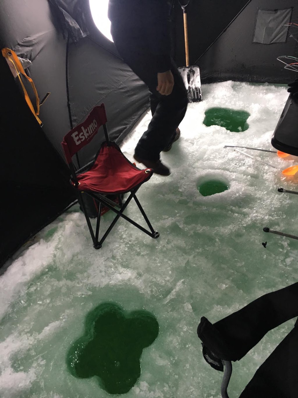 Fish On Ice Fishing Guides | 50 Lake Dr N, Keswick, ON L4P 1A5, Canada | Phone: (647) 818-1359