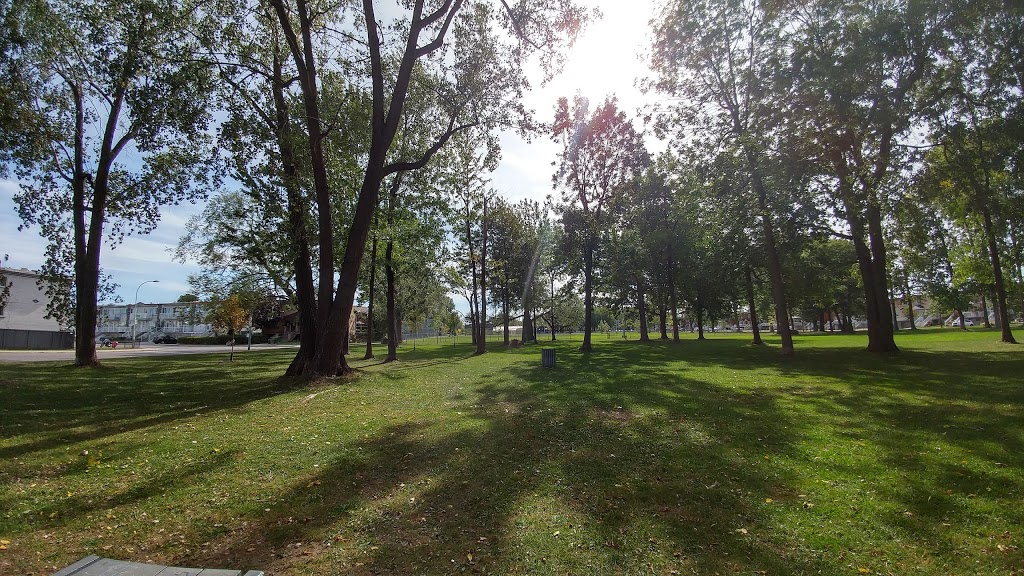 Parc Lefebvre | 8600 Rue Hardy, LaSalle, QC H8N 2P5, Canada | Phone: (514) 364-4661