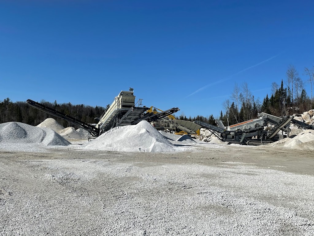 Carriere steve cousineau et fils | 147 Rte 105, Gracefield, QC J0X 1W0, Canada | Phone: (819) 208-2975