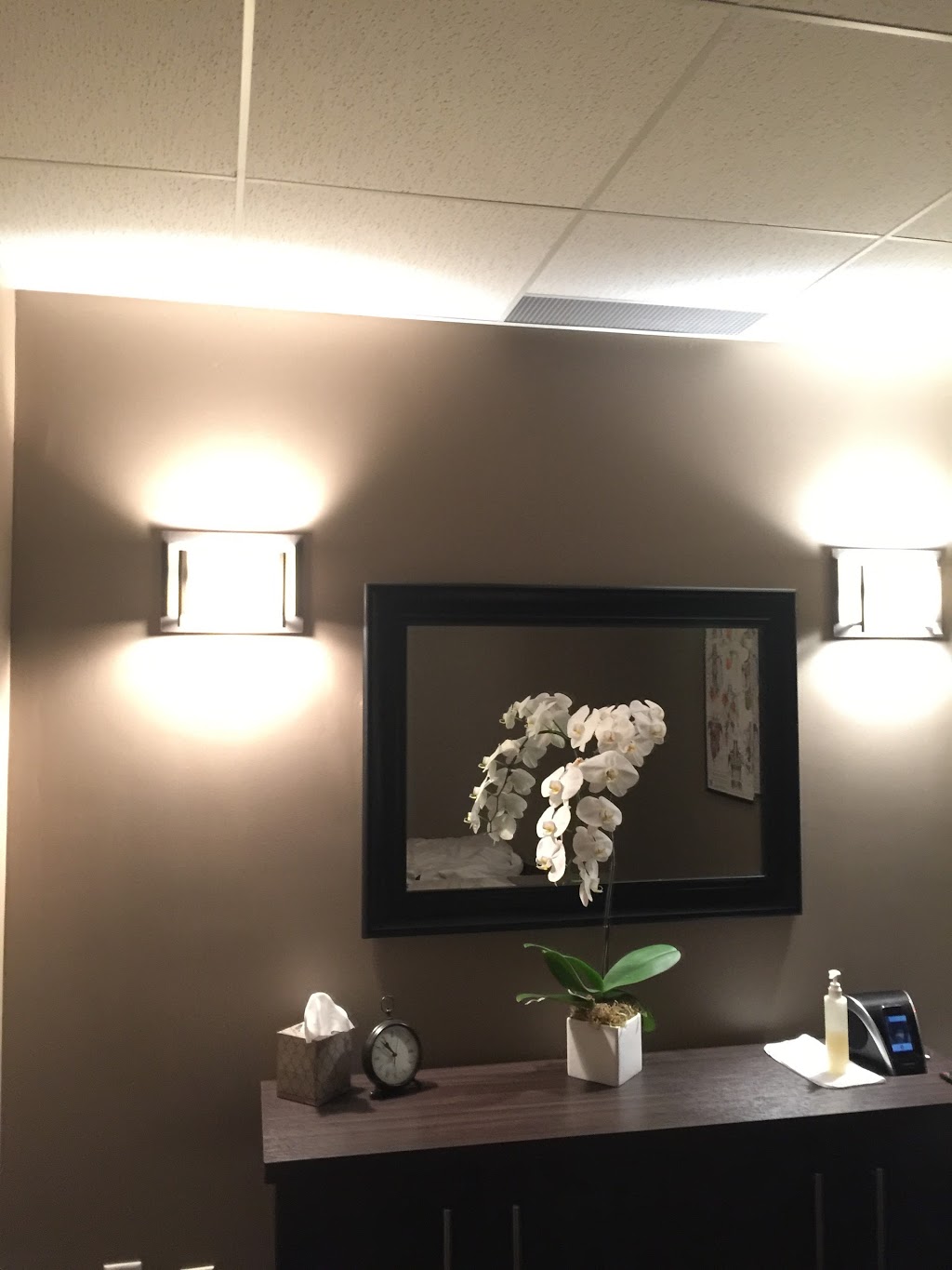 Massage Therapy On Dunbar | 4192 Dunbar St, Vancouver, BC V6S 2E7, Canada | Phone: (604) 733-3376