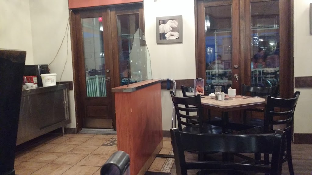Stratos Pizzeria | 260 12e Avenue N, Sherbrooke, QC J1E 2W4, Canada | Phone: (819) 573-5555
