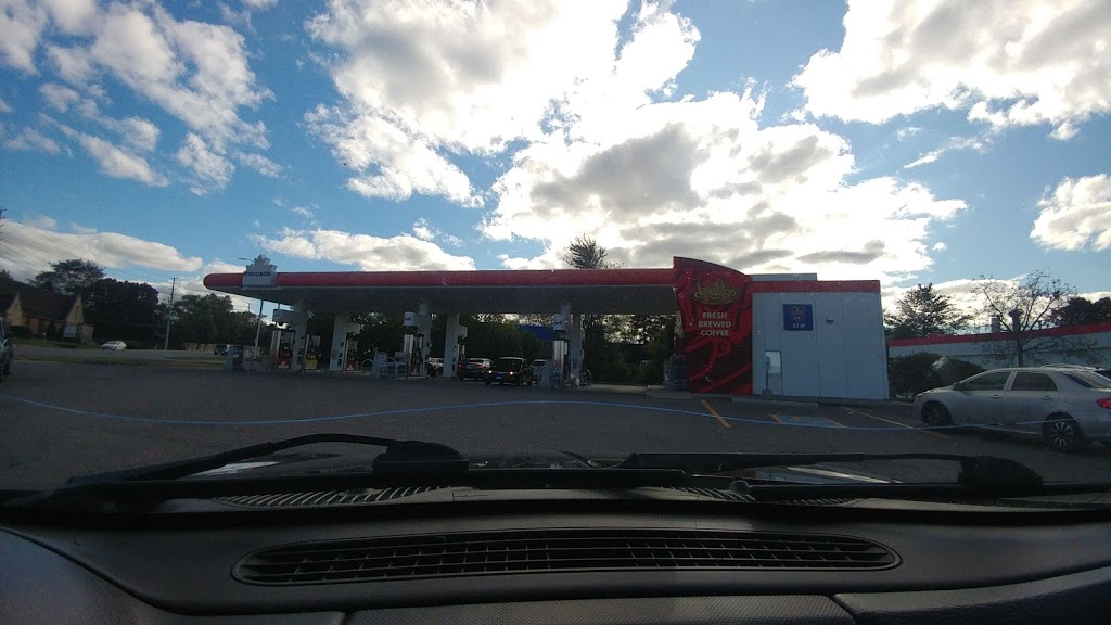 Petro-Canada & Car Wash | 2125 Dundas St W, Mississauga, ON L5K 2E2, Canada | Phone: (905) 828-9475