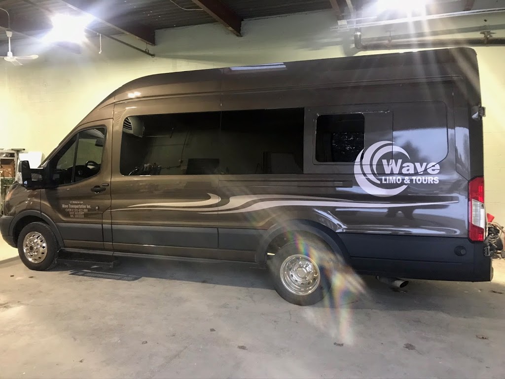 Wave Limo and Tours | 180 Victoria St W, Exeter, ON N0M 1S2, Canada | Phone: (548) 388-9283