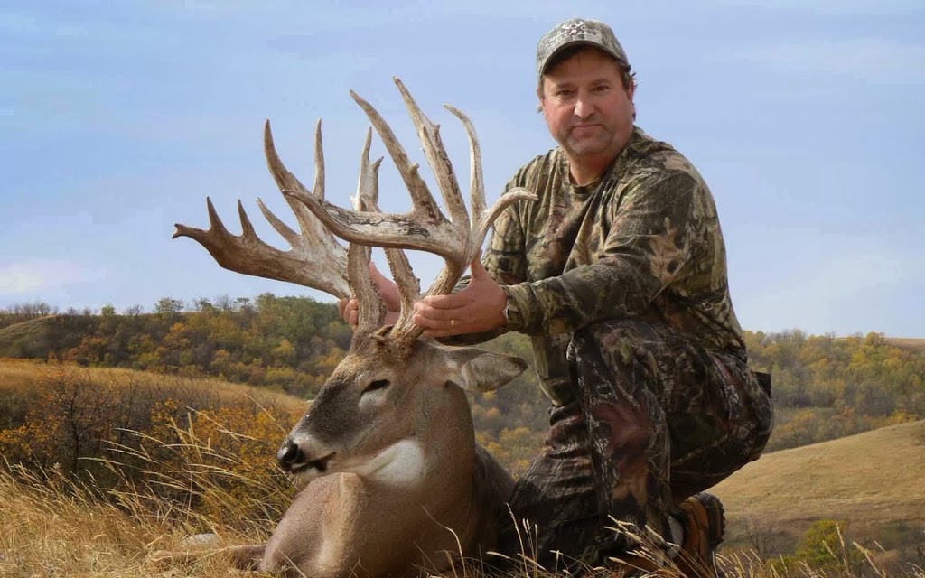 Hartland Whitetails | NE Section 19 13 25 W2, Box 187, Briercrest, SK S0H 0K0, Canada | Phone: (306) 313-1151