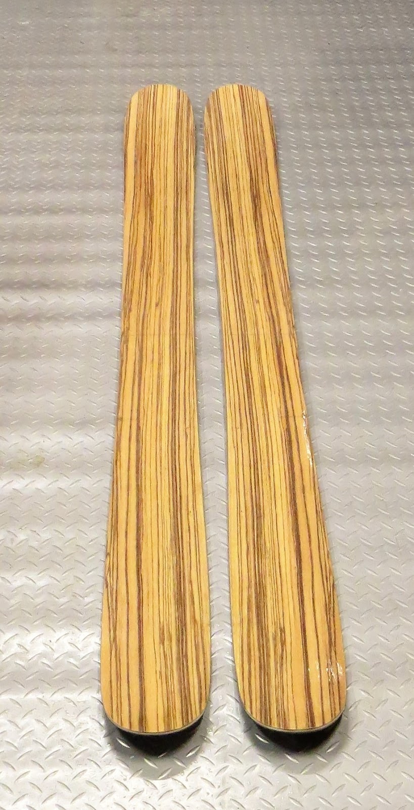 Thoroughbred Skis | 2061 Elkhorn Blvd, Windermere, BC V0B 2L2, Canada | Phone: (250) 939-8151