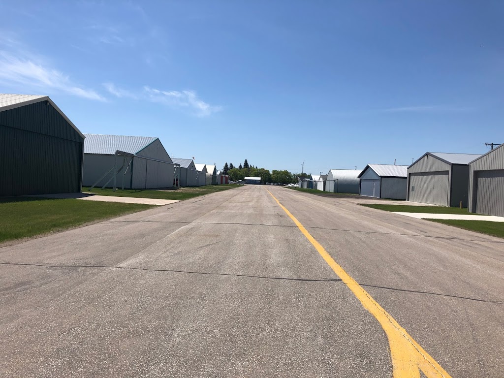 Steinbach Flying Club | 62 Golfair Rd, Steinbach, MB R5G 1V3, Canada | Phone: (431) 999-3337