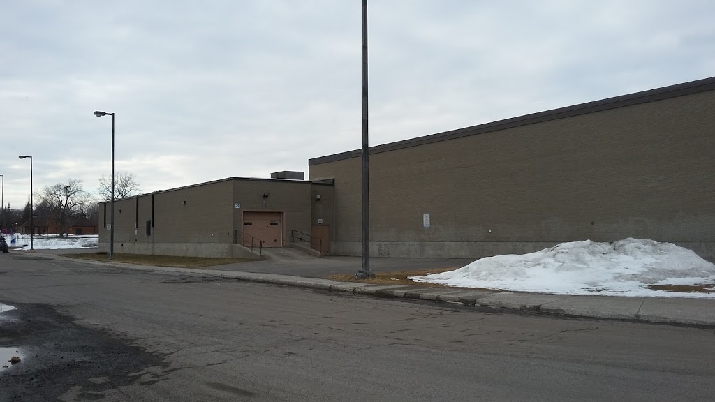 School Secondary Danjou | 8205 Rue Fonteneau, Montréal, QC H1K 4E1, Canada | Phone: (514) 353-9970